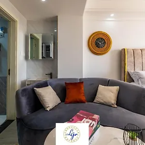 Classy In Kilimani With Fully Equipped Gym And Balcony Which Breathtaking Views Nairobi