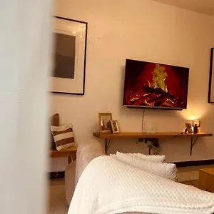 Serene Chic With Privacy In The Heart Of Kileleshwa Lägenhet
