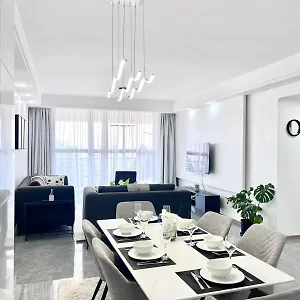 Modern Executive Three Bedroom Which Features A Swimming Pool, State Of The Art Fully Equipped Gym And Modern Unmatched Luxurious Facilities Which Offfers Luxury And Comfort Lägenhet *
