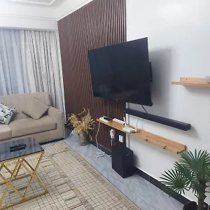 The Lovely Two Bedroom With Swimming Pool ,gym And Modern Facilities In Kilimani *