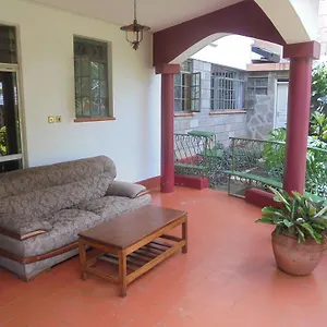 Guest house Shanema Homes *