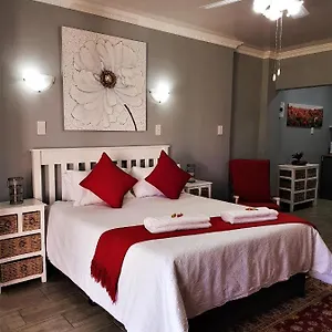 Graceland Guest house 4*