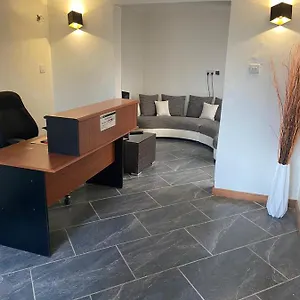 Airport And Safaris Bed & Breakfast Nairobi