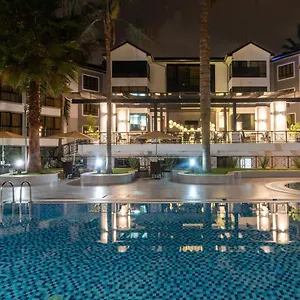 Cysuites Aparthotel 3*